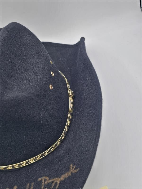 Garth Brooks Signed Cowboy Hat and Picture