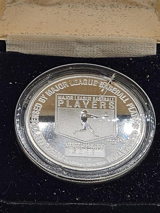 Barry Bonds The Highland Mint Silver Commemorative Coin .999
