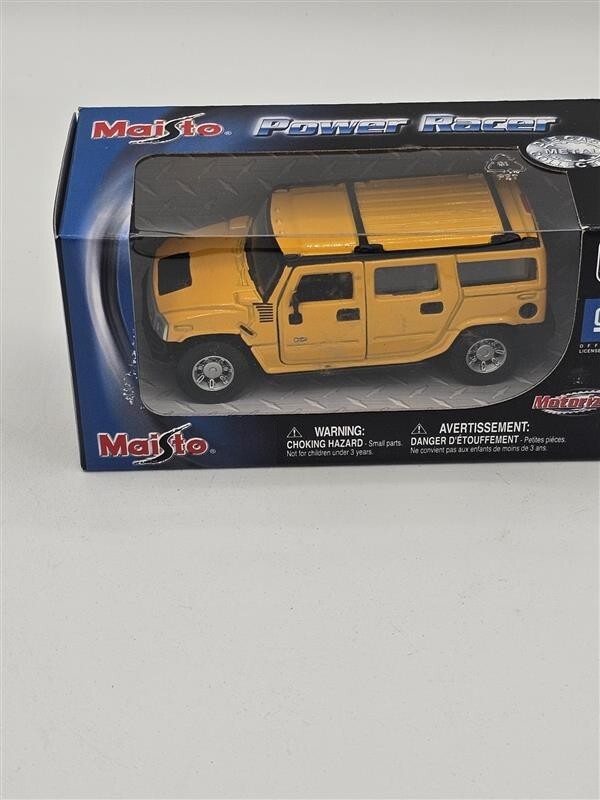 Maisto Power Racer Hummer Motorized Car Die Cast Metal Collection Vintage 2001