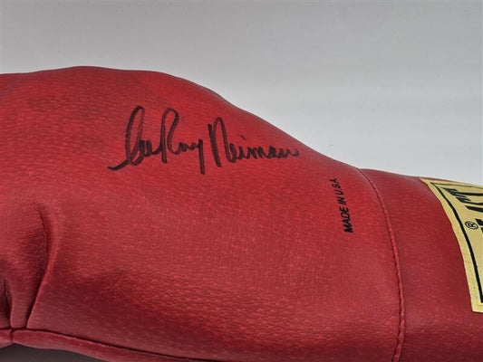 LEROY NEIMAN AUTOGRAPHED EVERLAST BOXING GLOVE COA INCLUDED