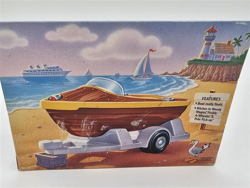 1999 Chevron Cars C C Boat 'N Trailer set