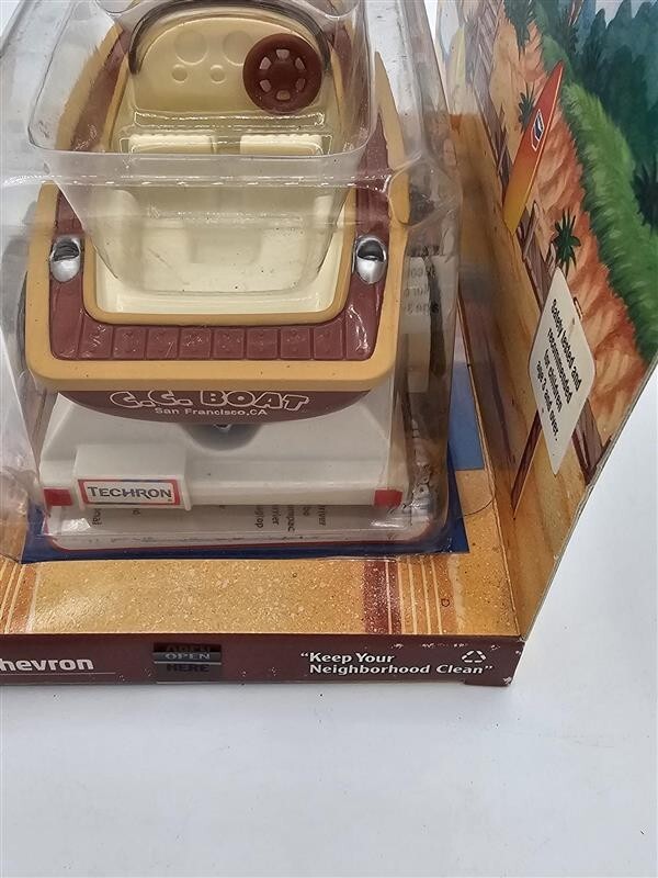 1999 Chevron Cars C C Boat 'N Trailer set