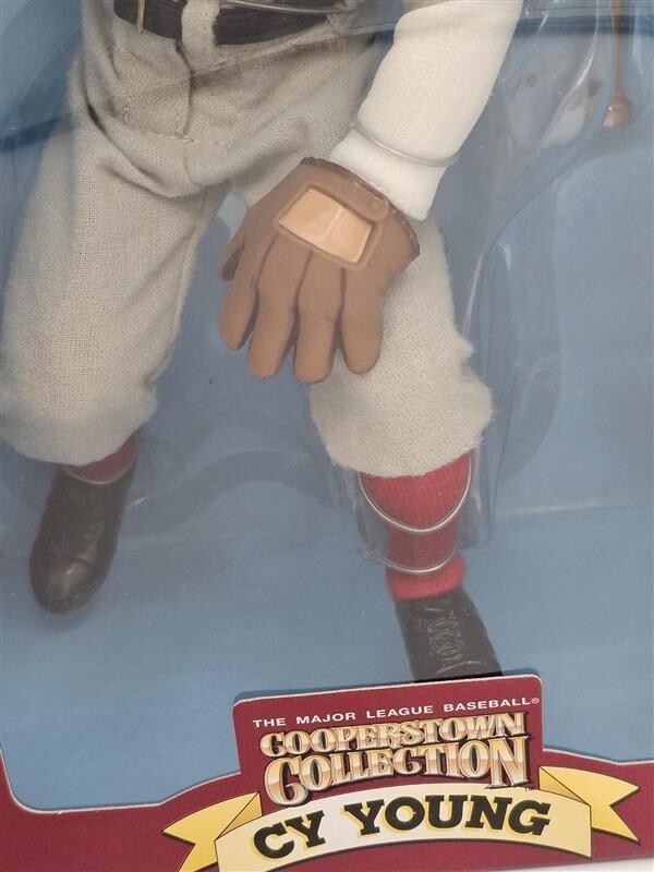1996 Cy Young Starting Lineup  Cooperstown Collection 12" Action Figure