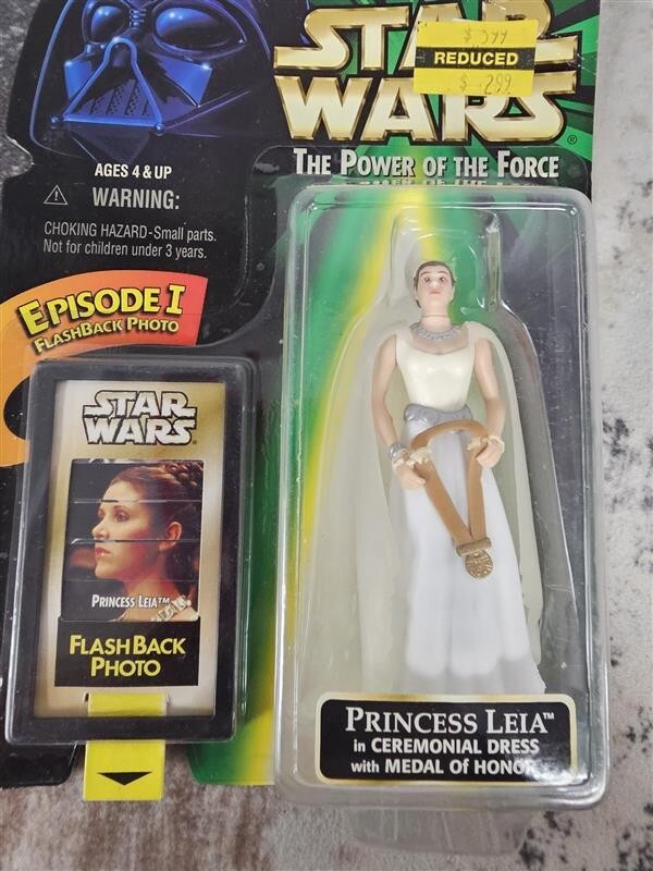 1998 Star Wars The Power Of The Force Princess Leia In Ceremonial Dress NEW