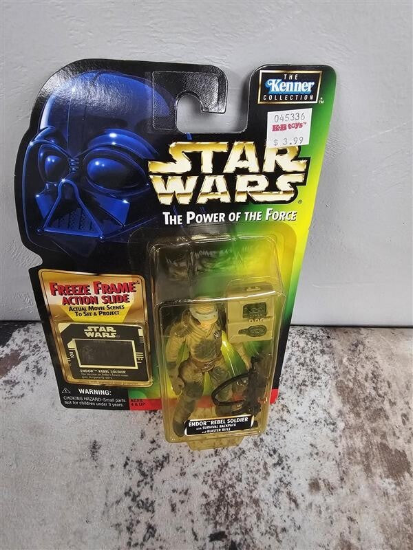 1997 Star Wars POTF Endor Rebel Soldier w/ Survival Backpack and Blaster Rifle