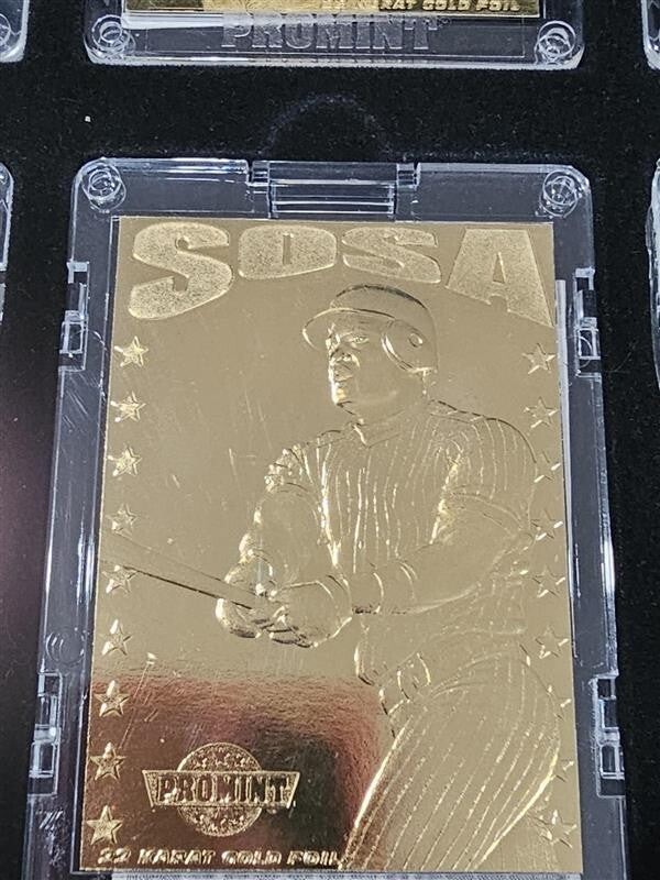 24 Karat Gold Card Collector Series 8 Cards - Galarraga, Pettitte, Sosa, etc.