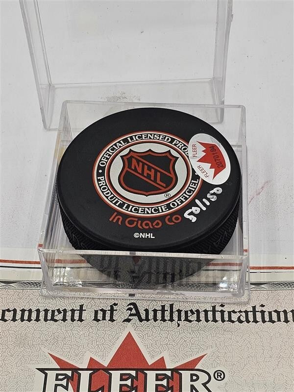 JOE KOCUR Signed Detroit Red Wings Puck - Fleer - 2070184