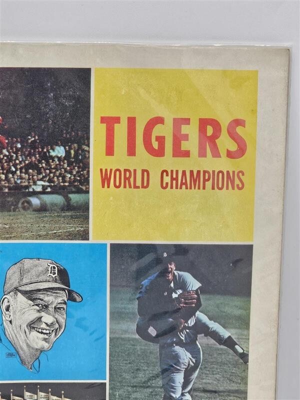 1969 DETROIT TIGERS Yearbook Al Kaline Norm Cash Denny McLain Bill Freehan