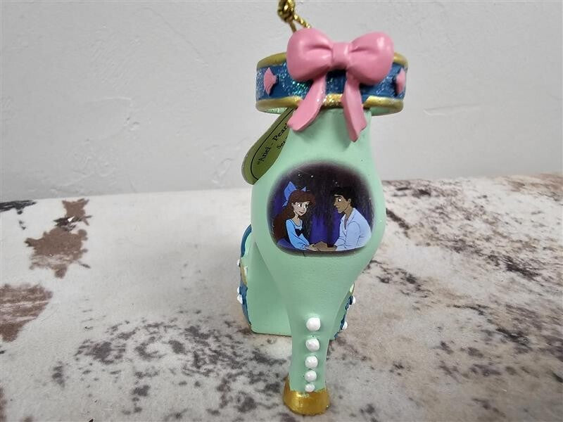 DISNEY BRADFORD EXCHANGE DISNEY ONCE UPON A SLIPPER Ariel & Merida Shoe Ornament