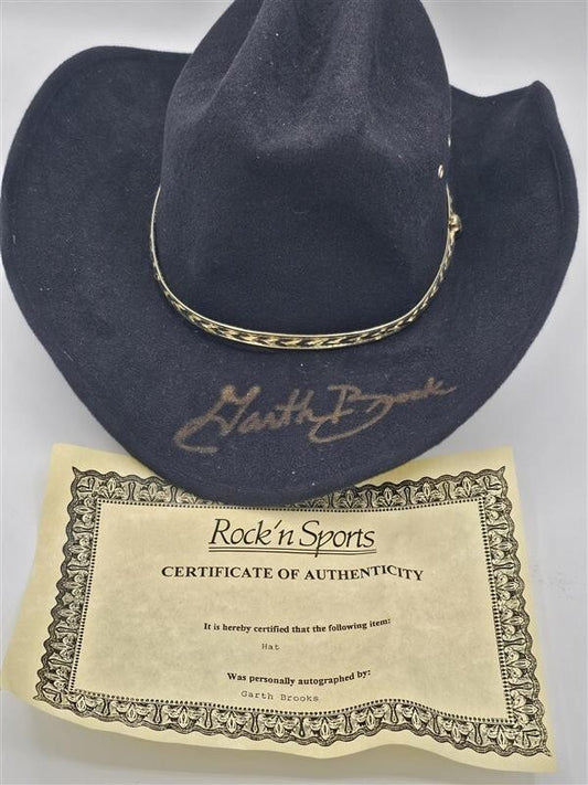 Garth Brooks Signed Cowboy Hat and Picture