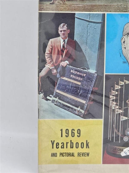 1969 DETROIT TIGERS Yearbook Al Kaline Norm Cash Denny McLain Bill Freehan