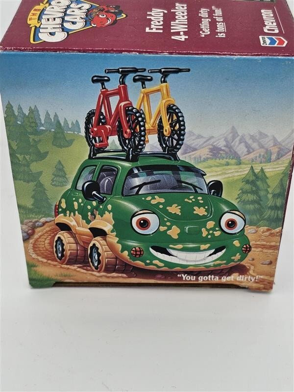 1996 The Chevron Cars - Freddy 4-Wheeler with 2 Mountain Bikes - New in Box!