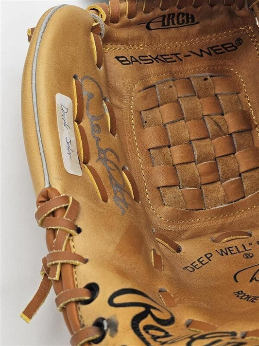Derek Jeter signed signature model Rawlings ROY Baseball Glove w/Certificate