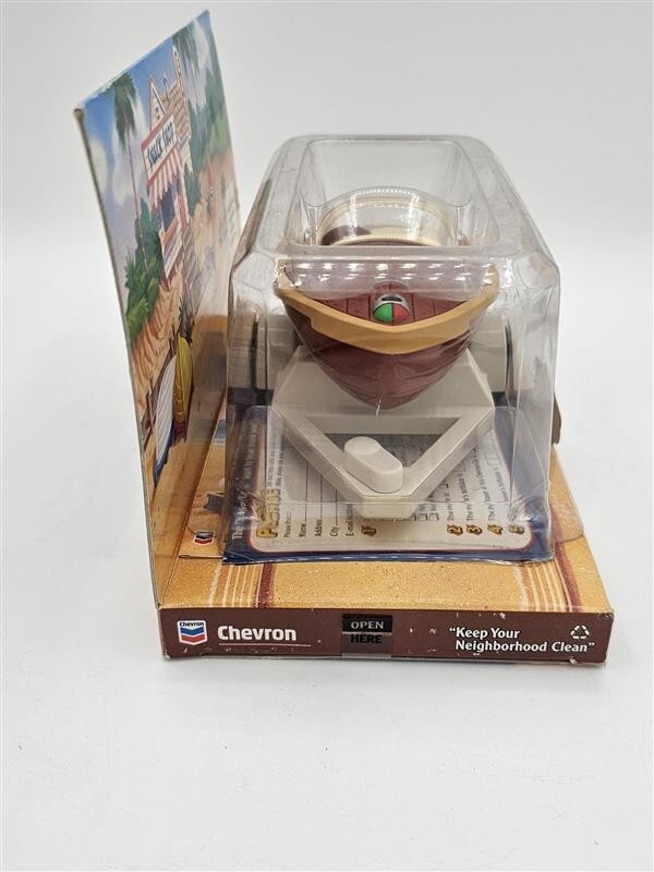 1999 Chevron Cars C C Boat 'N Trailer set