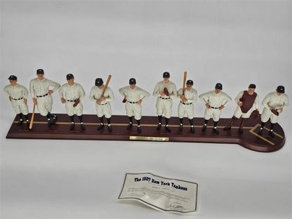1927 NEW YORK Yankees Team Figurine Statue Set CMG 28” Long Babe Ruth