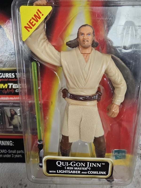 1999 Star Wars Episode 1 Qui-Gon Jinn (Jedi Duel) with Lightsaber Action Figure