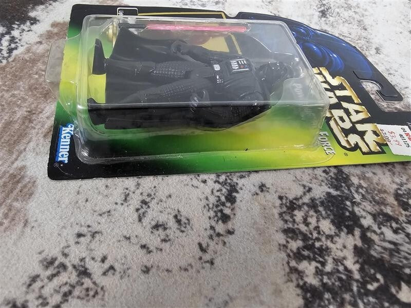 ACTION FIGURE: Star Wars POTF 1997 Collection 3 Darth Vader (Lightsaber)