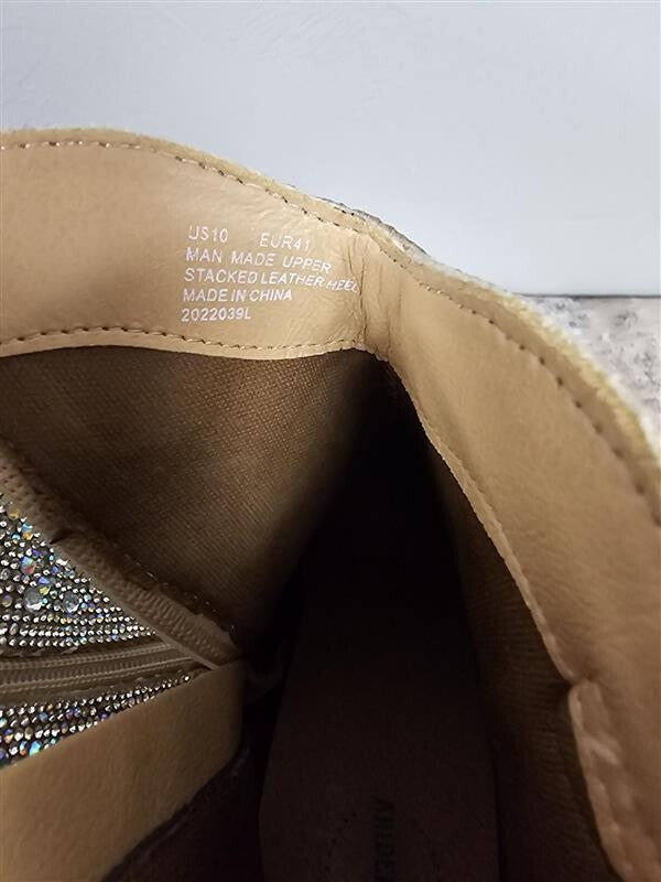 Arider Girl Rose Gold Rhinestone Pointed Toe Western Boots Size 10
