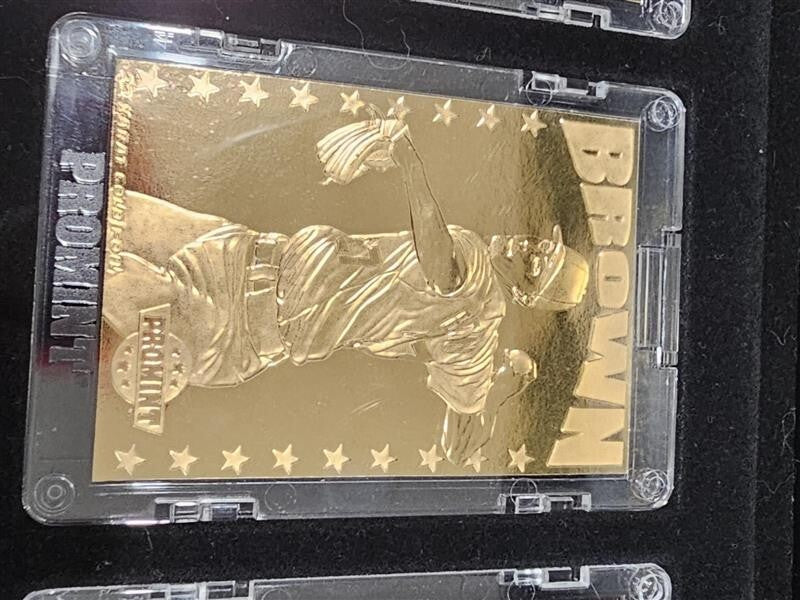 24 Karat Gold Card Collector Series 8 Cards - Thomas, Glavine, Grieve, etc.