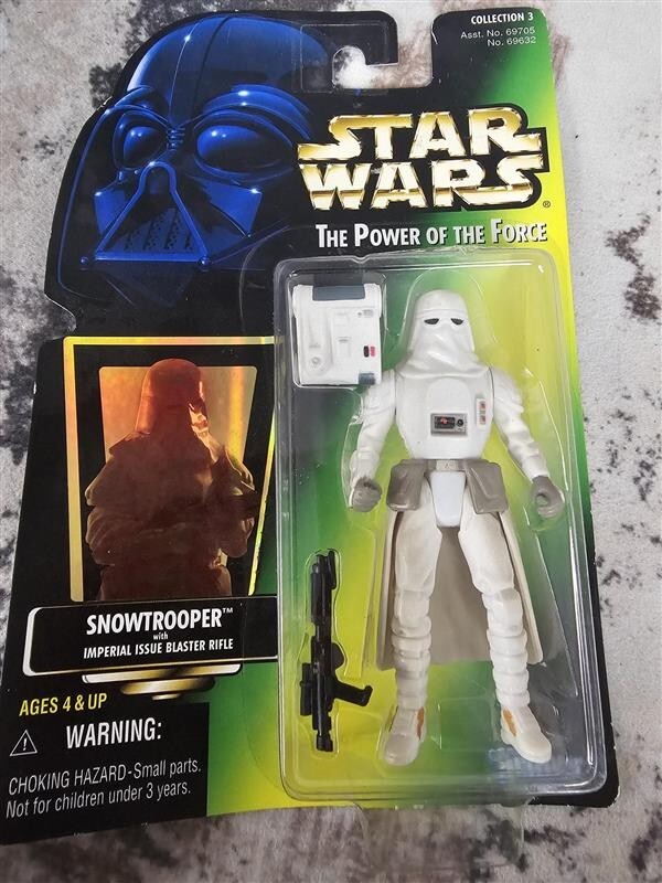 1997 Snowtrooper STAR WARS THE POWER OF THE FORCE (Kenner)