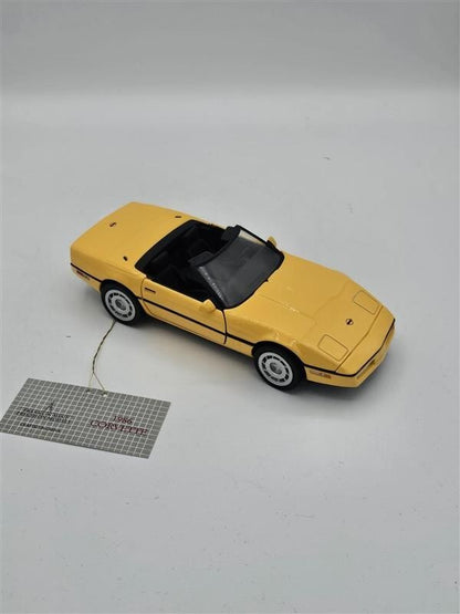1986 Chevrolet Corvette, 1:24 Franklin Mint Diecast Precision Model Yellow