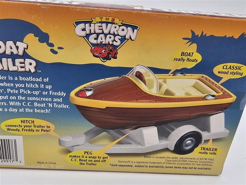 1999 Chevron Cars C C Boat 'N Trailer set