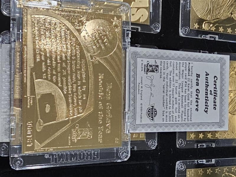 24 Karat Gold Card Collector Series 8 Cards - Thomas, Glavine, Grieve, etc.