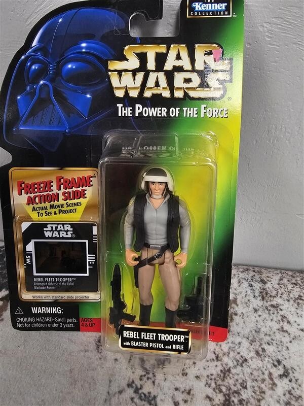 1997 POTF Star Wars Rebel Fleet Trooper with Blaster Pistol and Rifle Figure