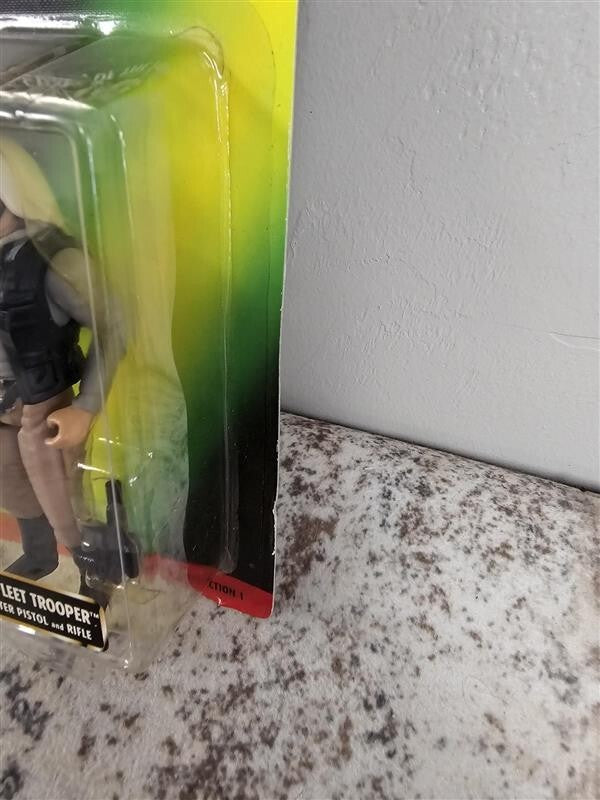 1997 POTF Star Wars Rebel Fleet Trooper with Blaster Pistol and Rifle Figure